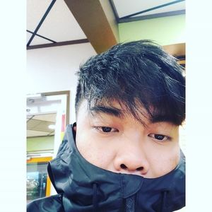 Meet your Posher, Yvan